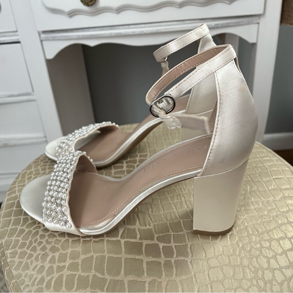White satin rhinestone and pear heel